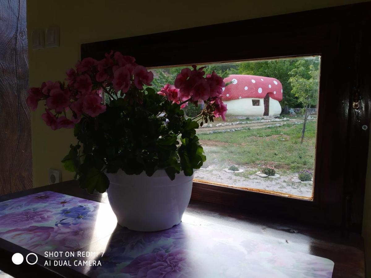 Krka Fairytale Little Castle Skradin Exterior foto