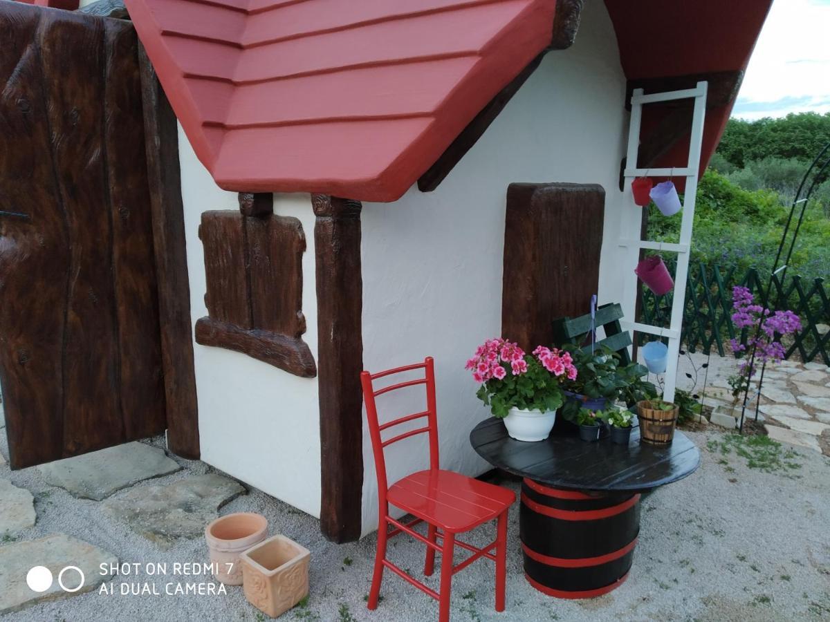 Krka Fairytale Little Castle Skradin Exterior foto