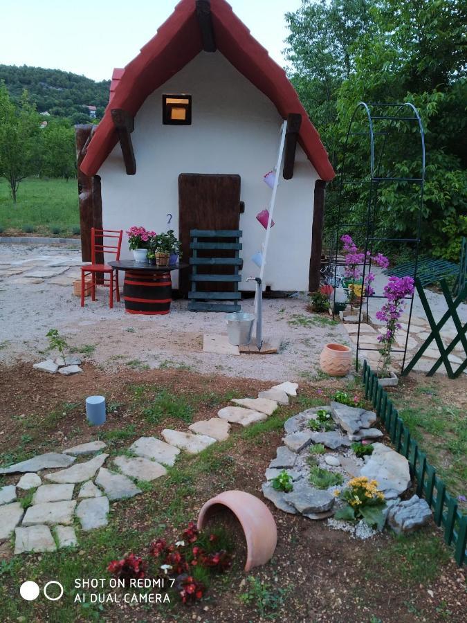 Krka Fairytale Little Castle Skradin Exterior foto